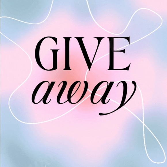 Wristlet Blue and White Polka Dots - Picture 6 of 6